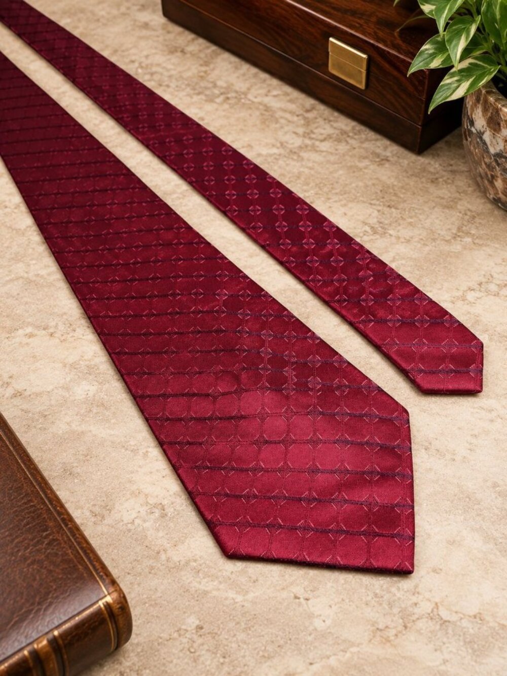 Stafford Mens Burgundy Checkered Silk Tie 58 x 4 Classic Necktie Business Formal